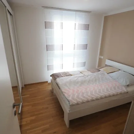 Bodensee Luxus Ferienwohnung Claudia 2 *